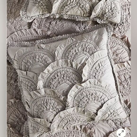 Anthropologie Rivulets Pillow Shams – Set of 4 – Grey - Picture 1 of 11
